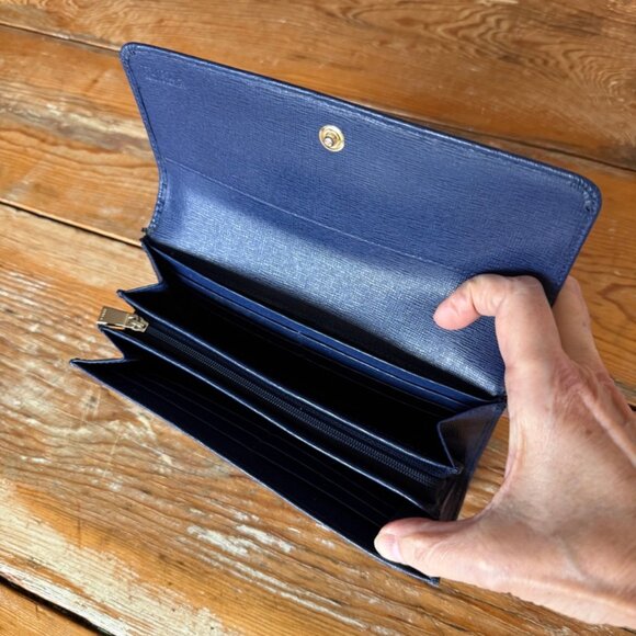 Furla Textured Wallet - Picture 6 of 10